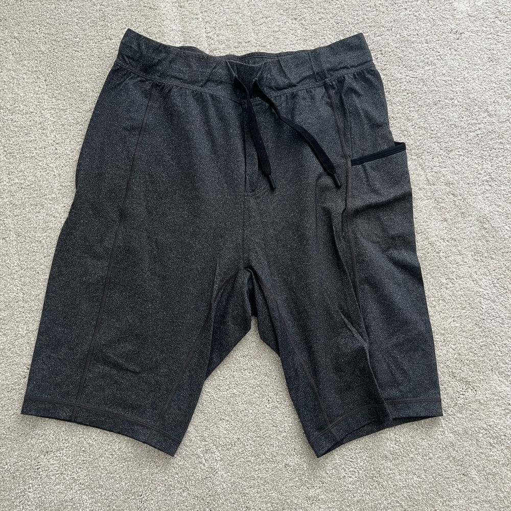 Causal shorts